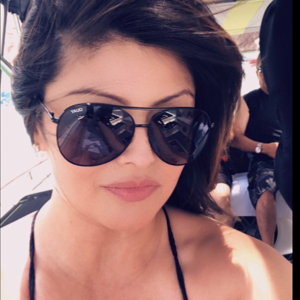 Meet your Posher, Priscilla